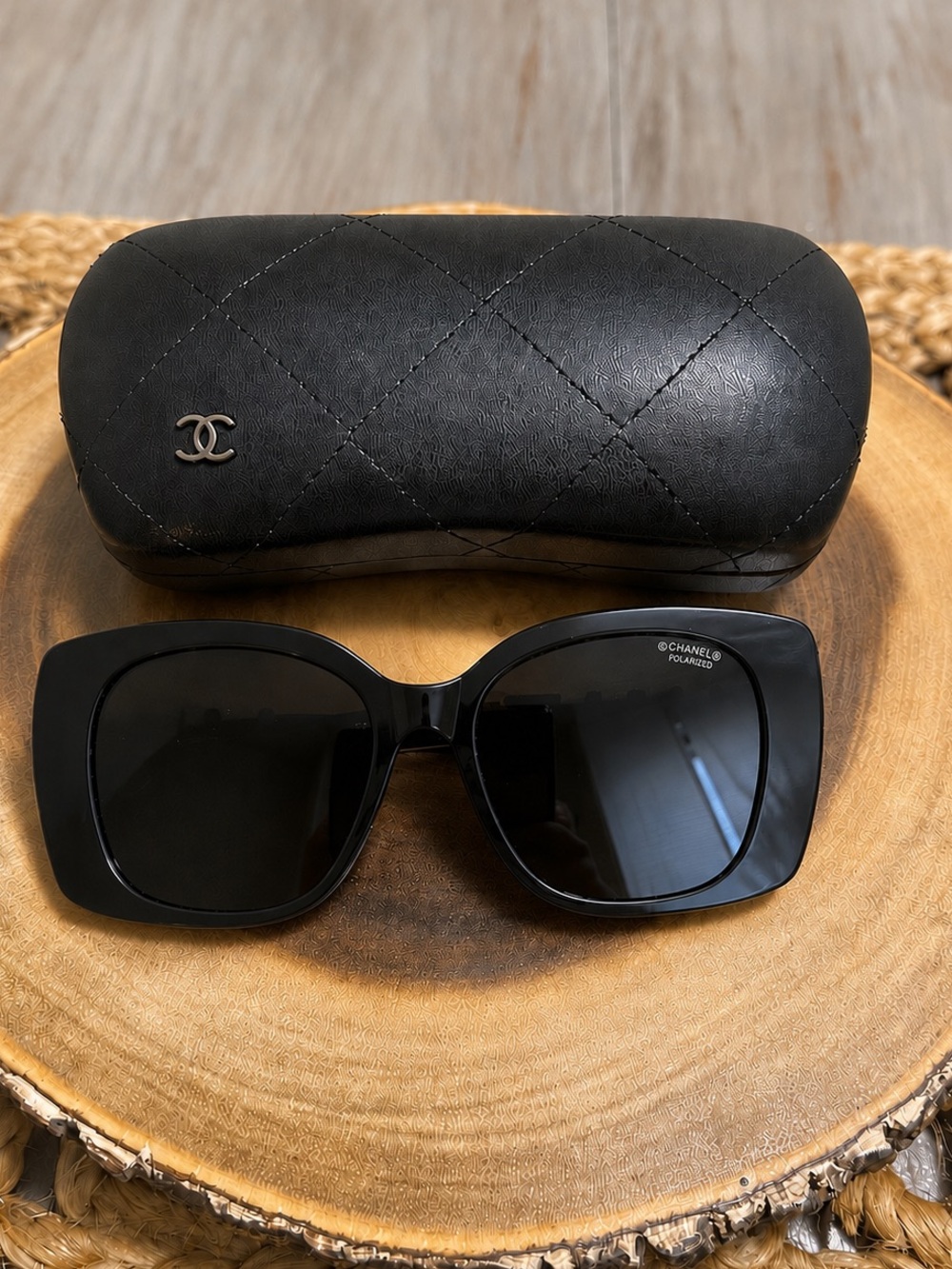 CC Black Logo Temple Round Sunglasses
